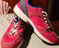 Ladies Crane pylite Runners great condition.