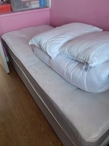 single bed