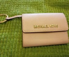 Michael kors wallet