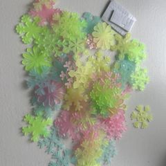 Glowing in the dark stars/snowflakes