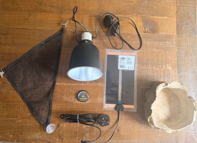 Vivarium Equipment