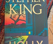 1st ed Stephen King Holly