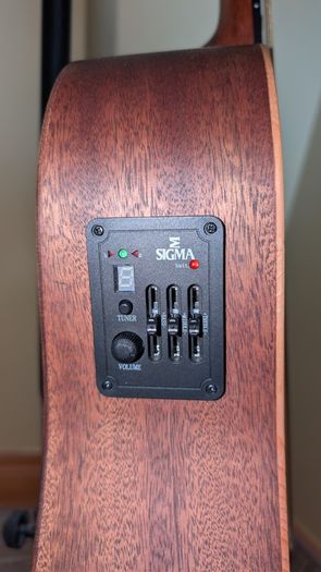 Sigma DSME (Semi-acoustic guitar)