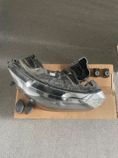Audi A1 headlamp