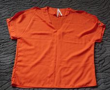 Orange Top   Size 12