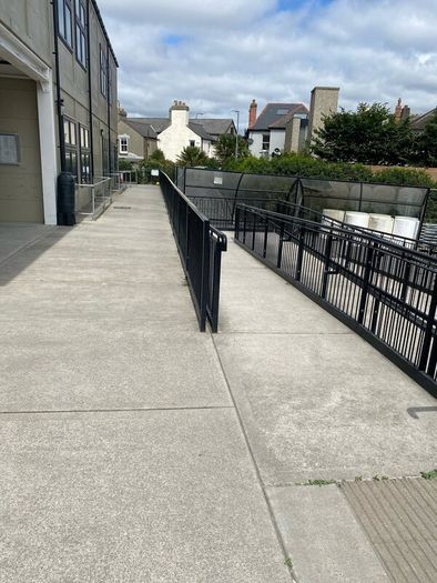 Hand railings