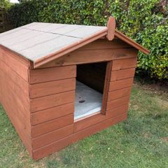 dog kennel