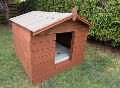 dog kennel