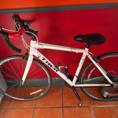 trek road bike