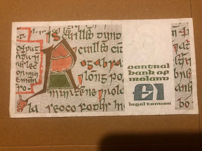 5 x Irish Pound B series