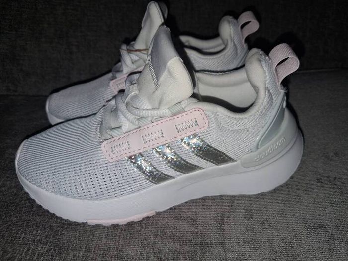 Brand New Adidas Girls Racer TR21 Trainers - Size - U.K.12K - RRP - 39.99 - Open To Offers!!