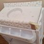 Baby changing table - free Image 3