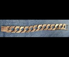 gold bracelet