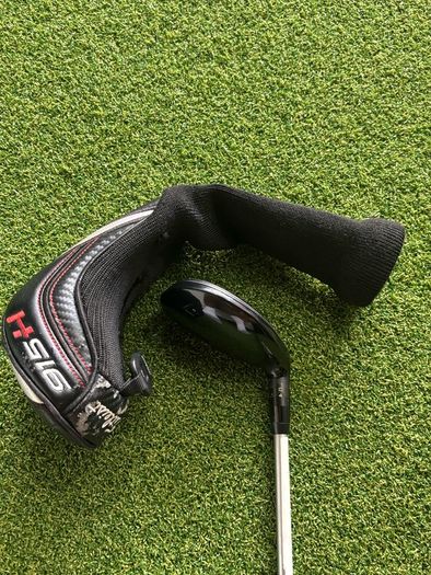 Titleist 915H 3 hybrid