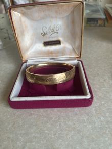 Vintage 9ct  Metal Core Floral Bangle/Braclet 1970's