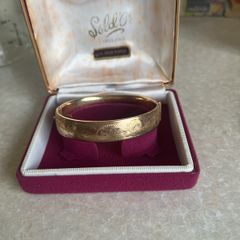 Vintage 9ct  Metal Core Floral Bangle/Braclet 1970's
