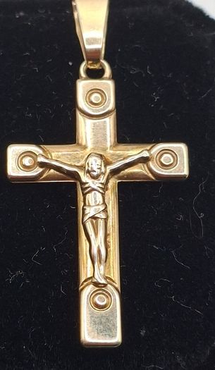 Vintage 9ct gold cross