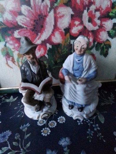 Old Man & Woman figurines
