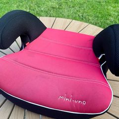 Booster - Car Seat 22-36 kg (Free)