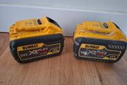 2 x dewalt flex 9AH batteries 2019 and 2018
