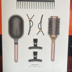 Dyson styling set