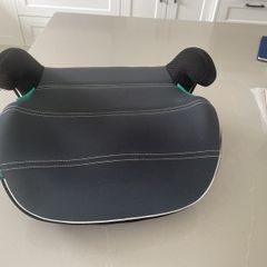 childs car seat