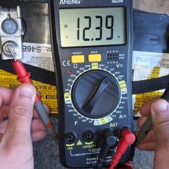 Lexus is300h 12V start battery