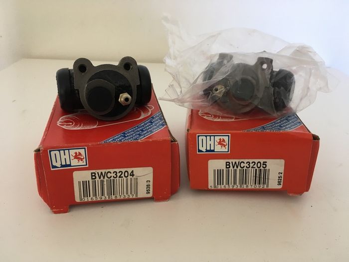Peugeot 205 brake wheel cylinders BWC3204 & BWC3205