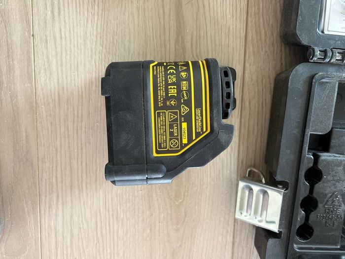 Dewalt Green level