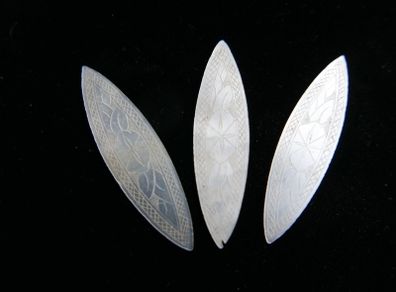 Antique 18th Century Chinese Mother Of Pearl  Gaming Counters