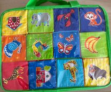 Kids toys 3m+ 12 Soft fabric cubes/ blocks with animals, new