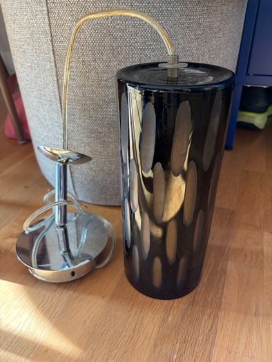 Glass pendant light