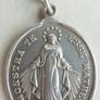 Vintage heavy Beautiful Irish Solid Sterling Silver Monstra Te Esse Matrem Medal by PQ&Co Dublin 1940 length 30,5" - 19,50g Image 5