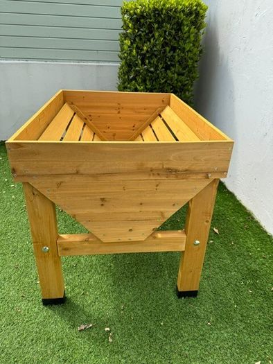 VegTrug Trough Planter 1 m