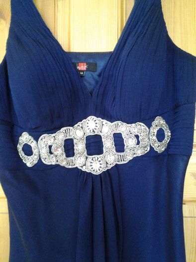 Dress (Debs) make a offer