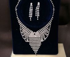 Jewellery Diamonte Necklace and Earrings Set NEW