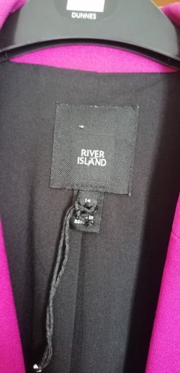 blazer  longer length size 14 riverisland. Very tiny pull hardly notice  hence the price