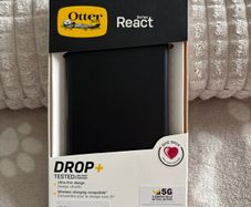 Samsung Galaxy A22 Otterbox phone case