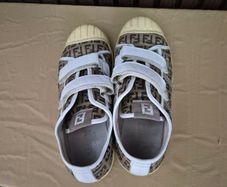 Vintage fendi sneakers