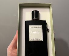 Moonlight Cherry Van Cleef & Arpels