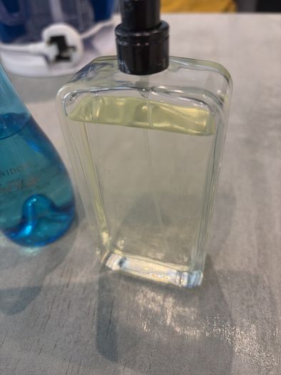 perfume  bundle x 30
