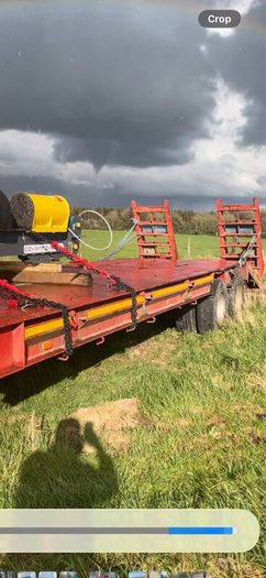 Heavy-Duty Tandem-Axle Low Loader / Bale Trailer
