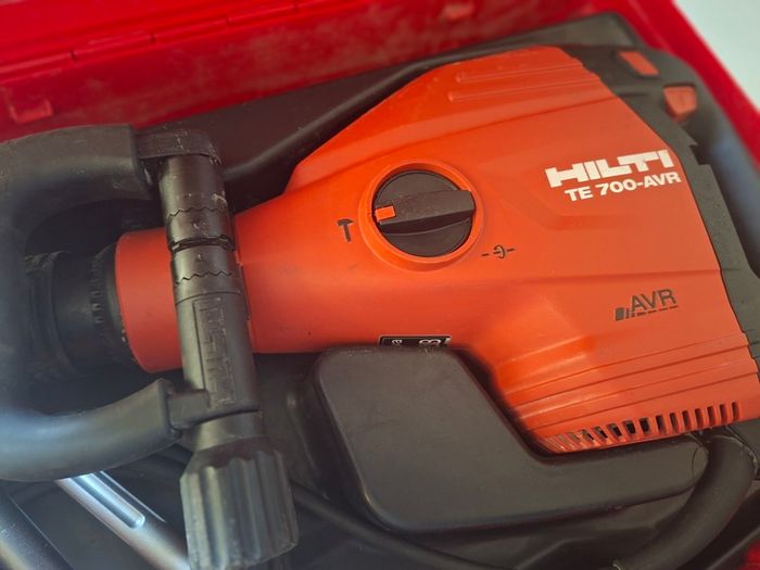 Hilti TE 700-AVR Sds Max Breaker 110v "Serviced"