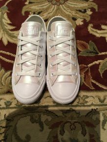 Converse Leather Shoes size EU-35, UK-3