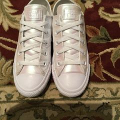 Converse Leather Shoes size EU-35, UK-3