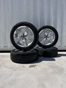Genuine Audi Q5/SQ5 19" Alloy Wheels