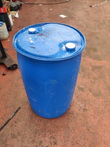 200 litre plastic barrell