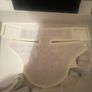 Qure skincare red light neck and chest mask Image 2