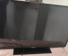 32 inch Panasonic TV( not smart )