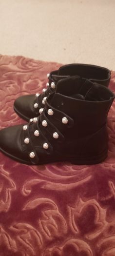 Ladies boots New...Dunnes